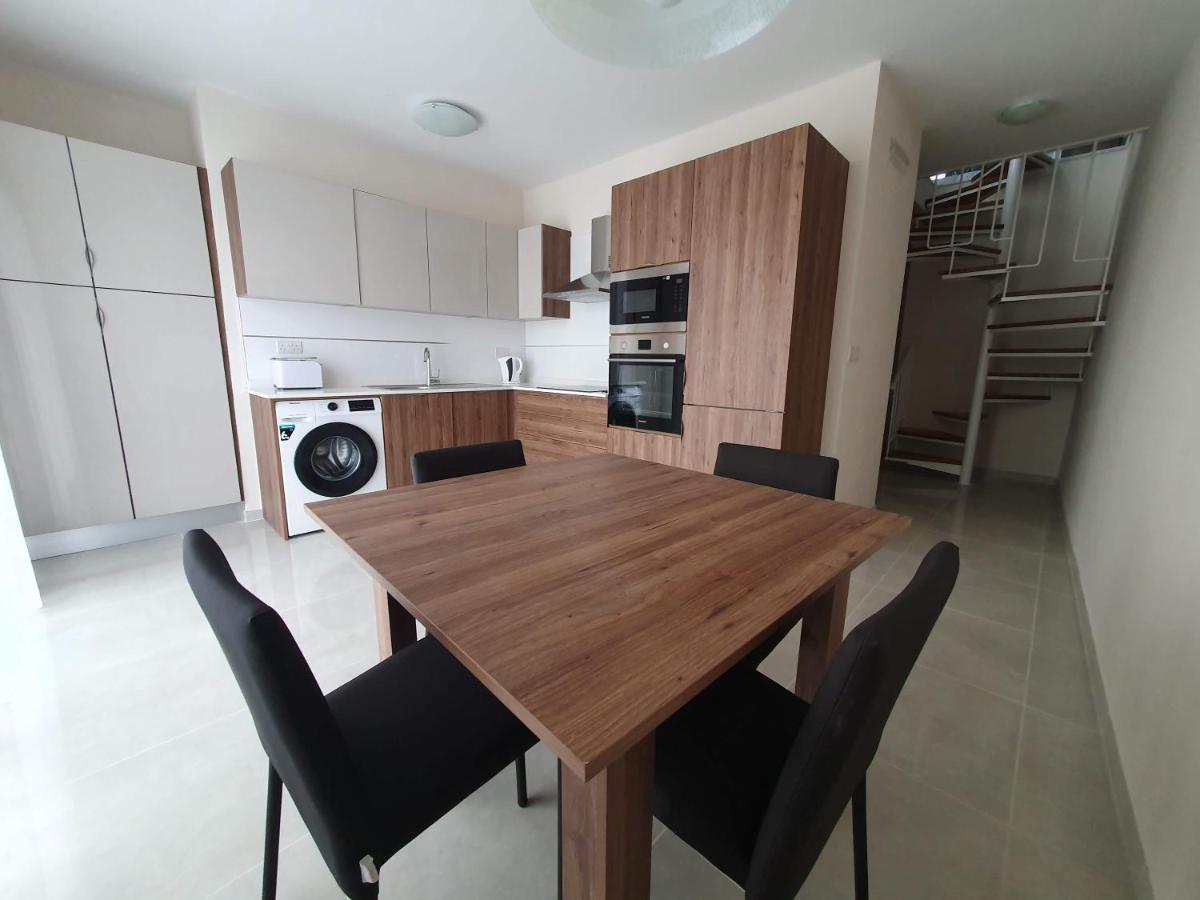 Marbella Holiday Apartments - Seafront - Wifi マルサスカーラ エクステリア 写真
