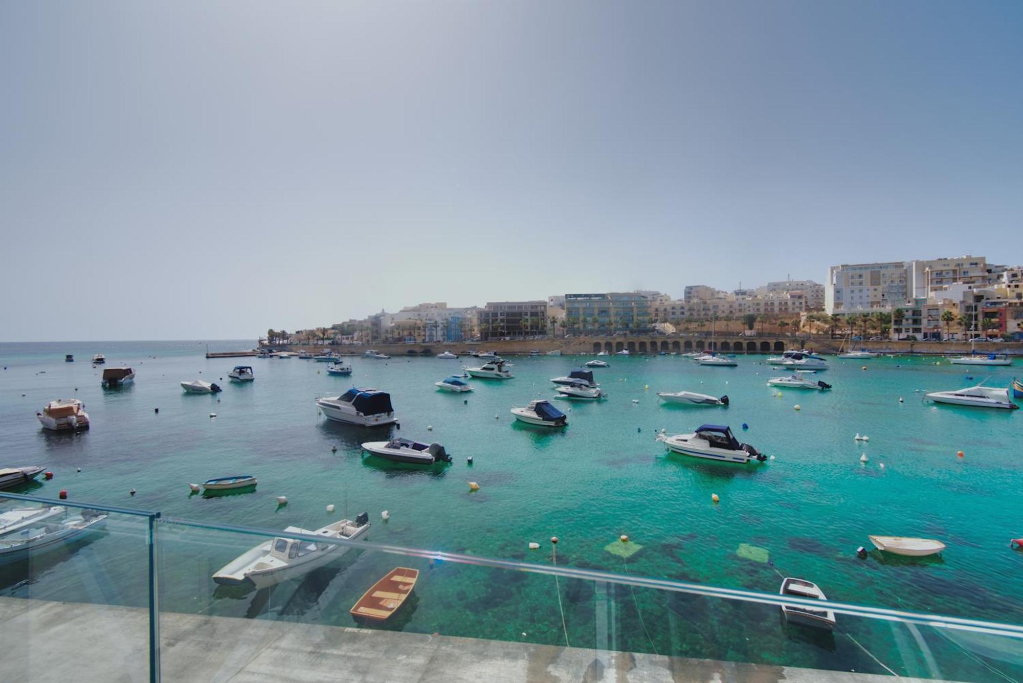 Marbella Holiday Apartments - Seafront - Wifi マルサスカーラ 部屋 写真